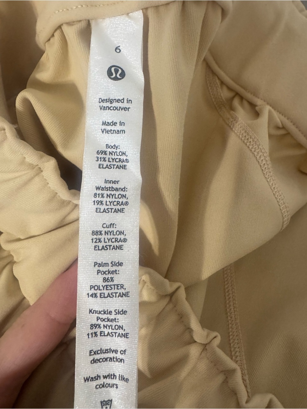 Lululemon Keep Moving Jogger Luxtreme High Rise Gym Athleisure Stretch Size 6 - Picture 8 of 9